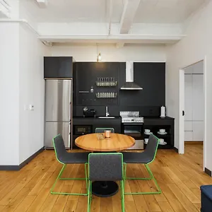 Placemakr Street 아파트호텔