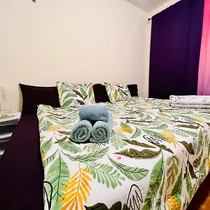 Ues Apartment